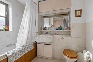 Photo 3- click for photo gallery